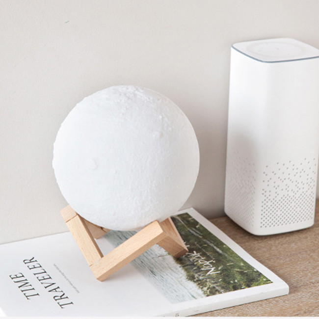 Đèn ngủ không dây mặt trăng 3D sạc USB