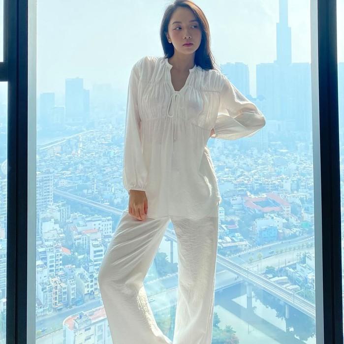 Áo Dàng Dài Cột Nơ Cổ Chất Liệu Linen Cao Cấp Co Em Thiết Kế Phù Hợp Mọi Lúc Mọi Nơi