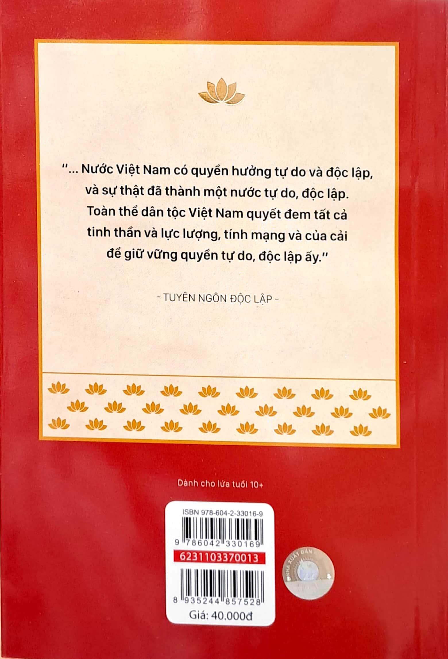 Bác Hồ Viết Tuyên Ngôn Độc Lập