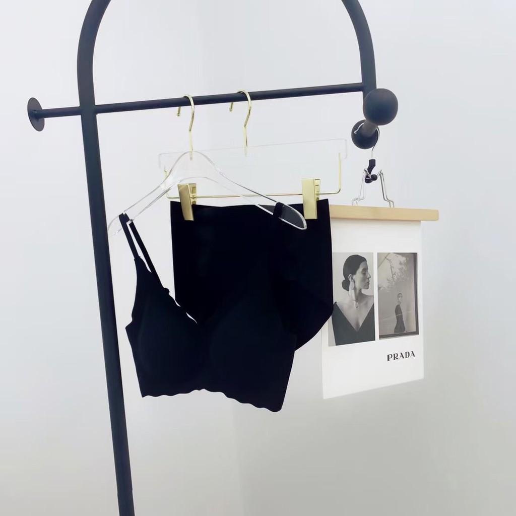 Set bra su đúc trơn không đường may