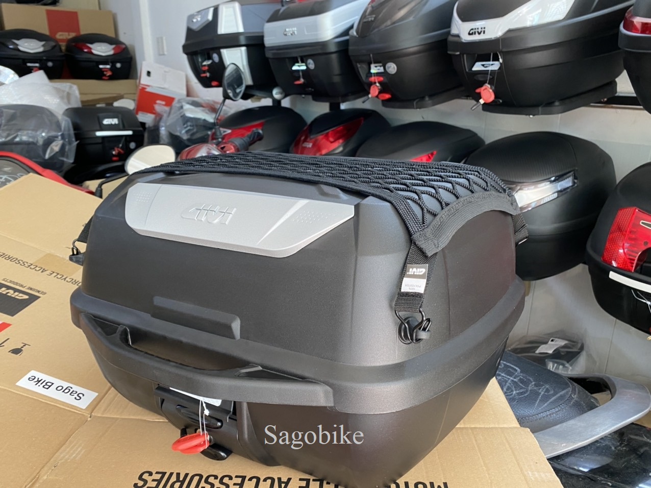 Lưới ràng thùng givi E43NTL_ADV, lưới ràng thùng givi NE43N phụ kiện hỗ trợ ràng đồ trên thùng givi E43NTL