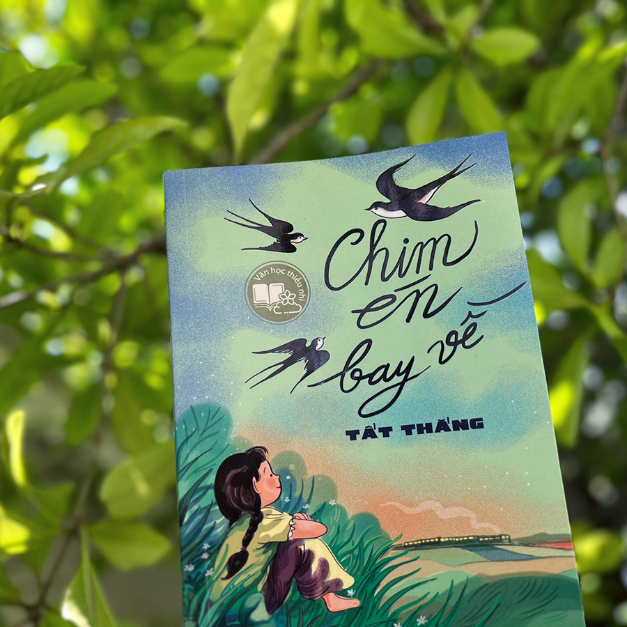 Chim én bay về
