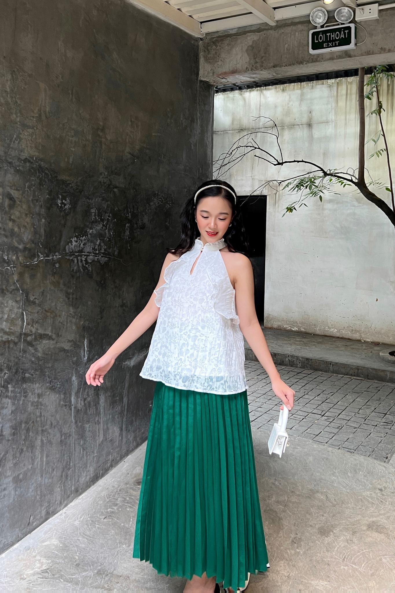 OLV - Chân váy Satin Pleated Skirt in Green