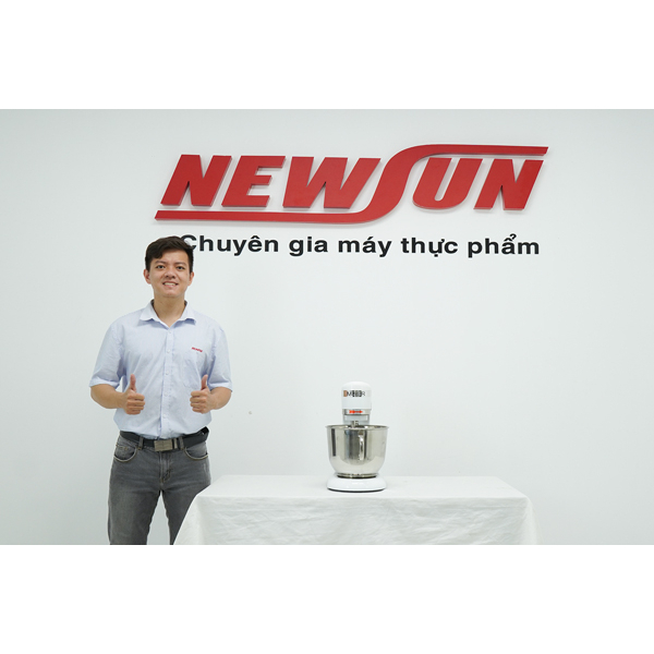 Máy đánh kem trứng, trộn bột đa năng NEWSUN B-7C (7 lít) với bộ 3 càng đánh chuyên dụng - Hàng chính hãng