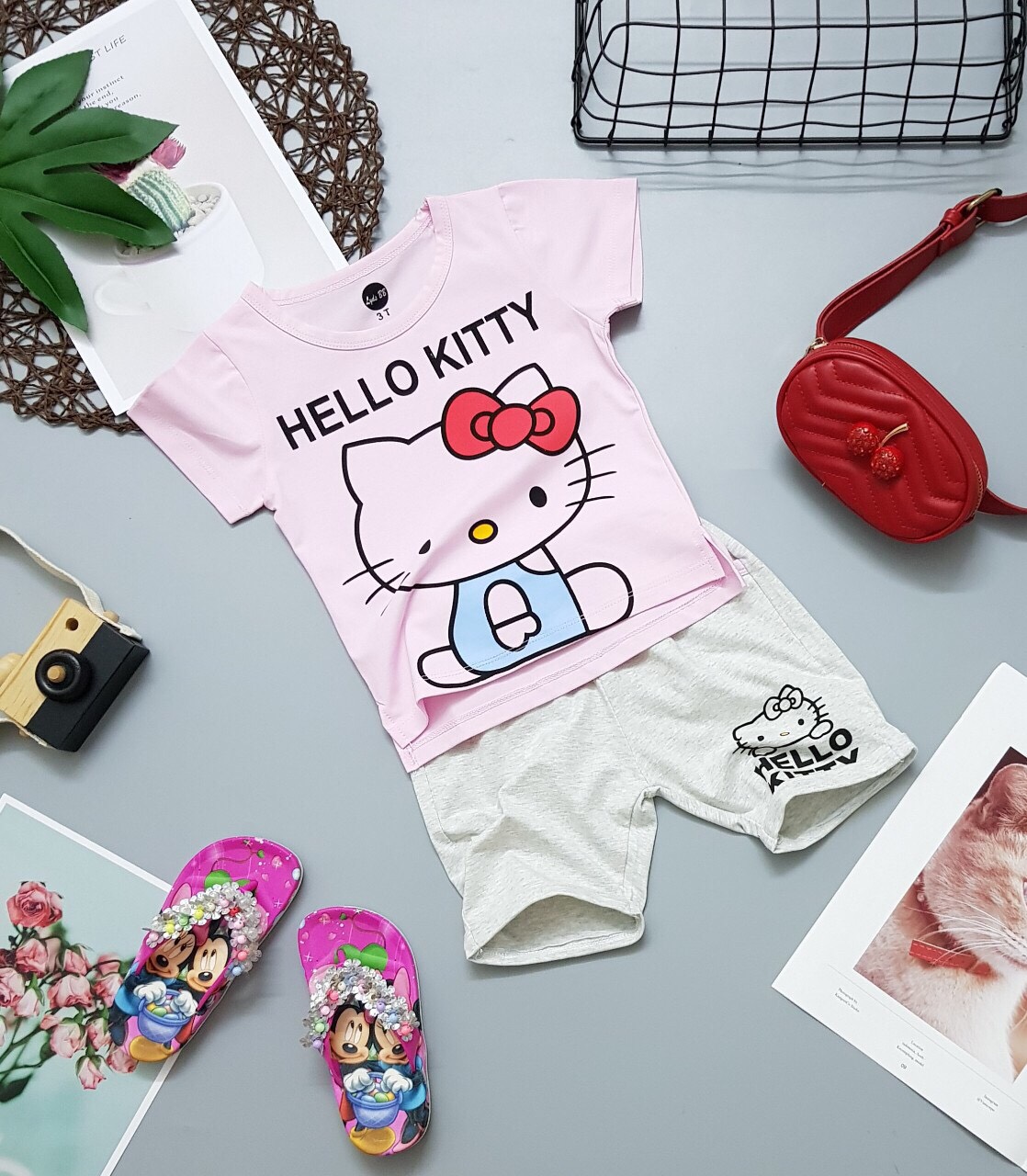 SÉT BỘ TAY NGẮN BÉ GÁI IN HÌNH MÈO KITTY