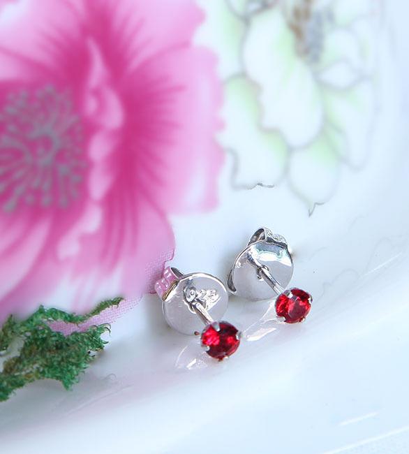 Bông tai bạc nữ Red Diamond 3.0