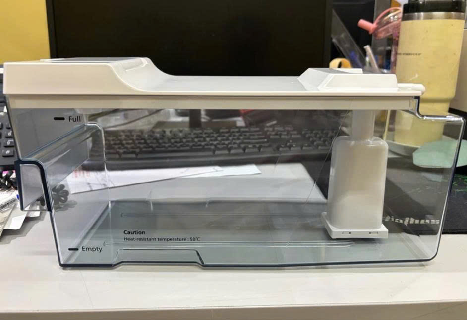 HỘP CHỨA NƯỚC LÀM ĐÁ TỦ LẠNH HITACHI R-FVY480PGV0 / R-FVY510PGV0 – HÀNG CHÍNH HÃNG