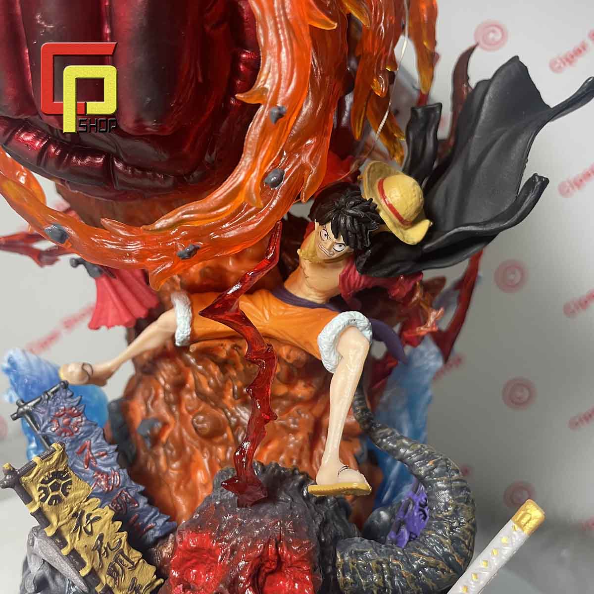 Mô hình luffy red rock - figure luffy Đảo hải tặc