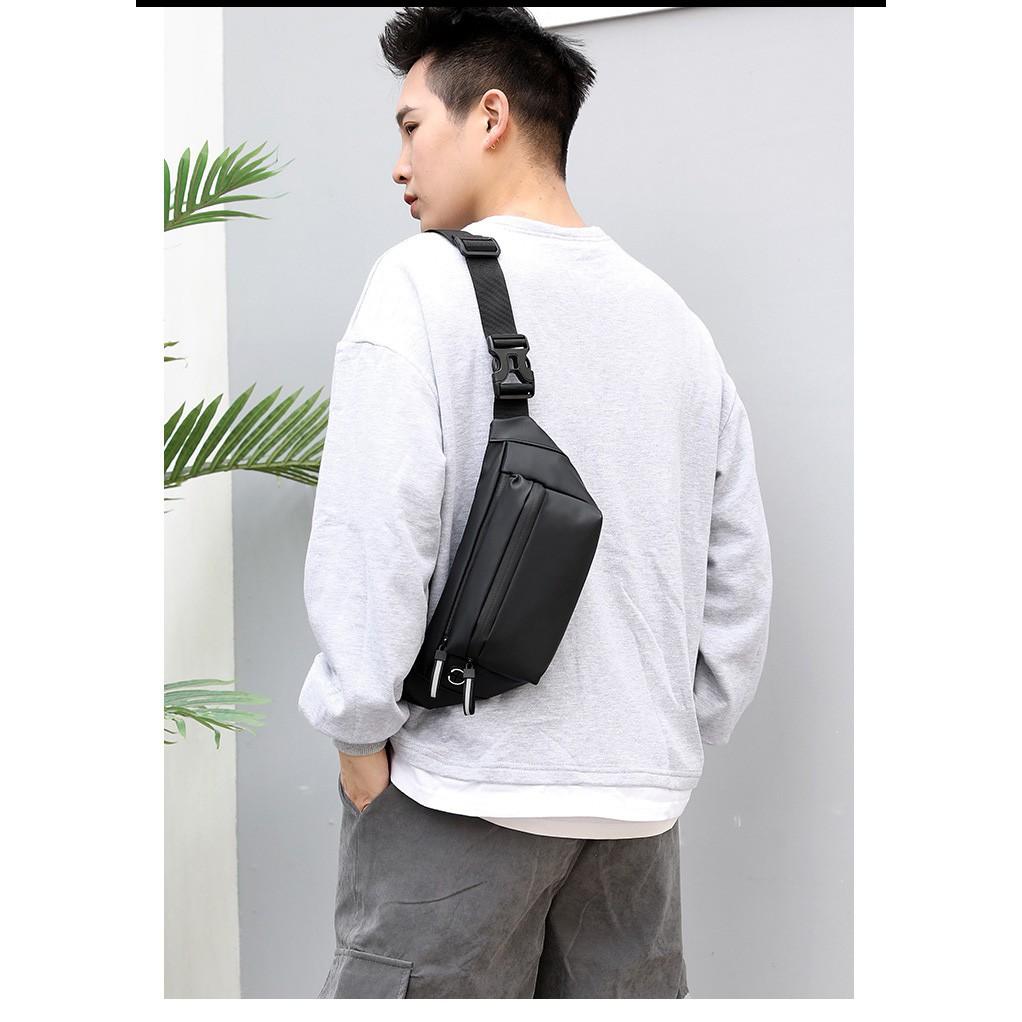 Túi đeo chéo nam VPC kiểu ngang bóng trơn S95 Tặng móc khóa hình khiên