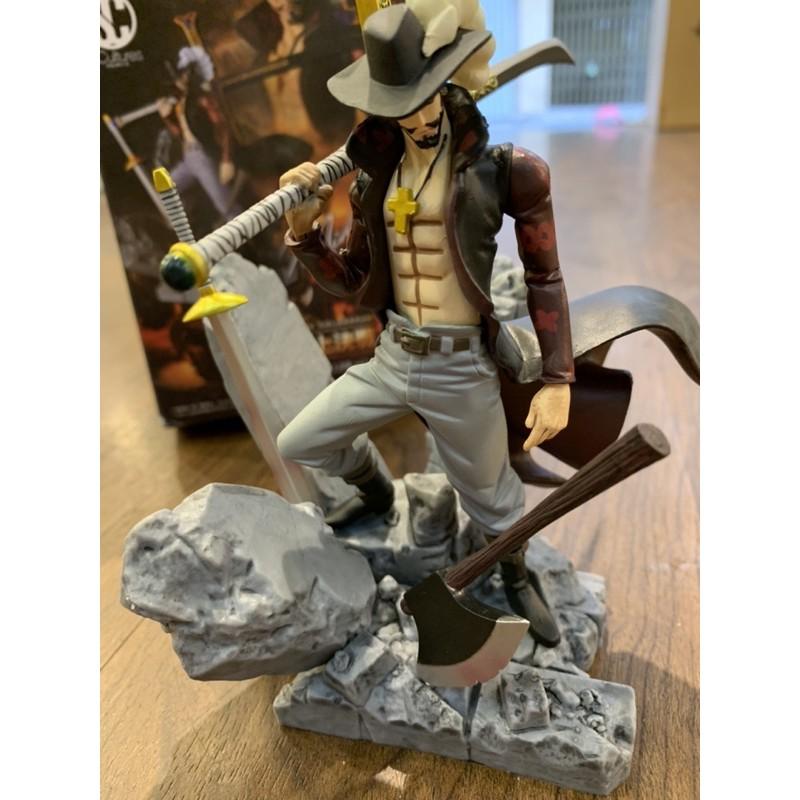 Mô hình Figure One Piece Mihawk rất nhiều chi tiết 17cm