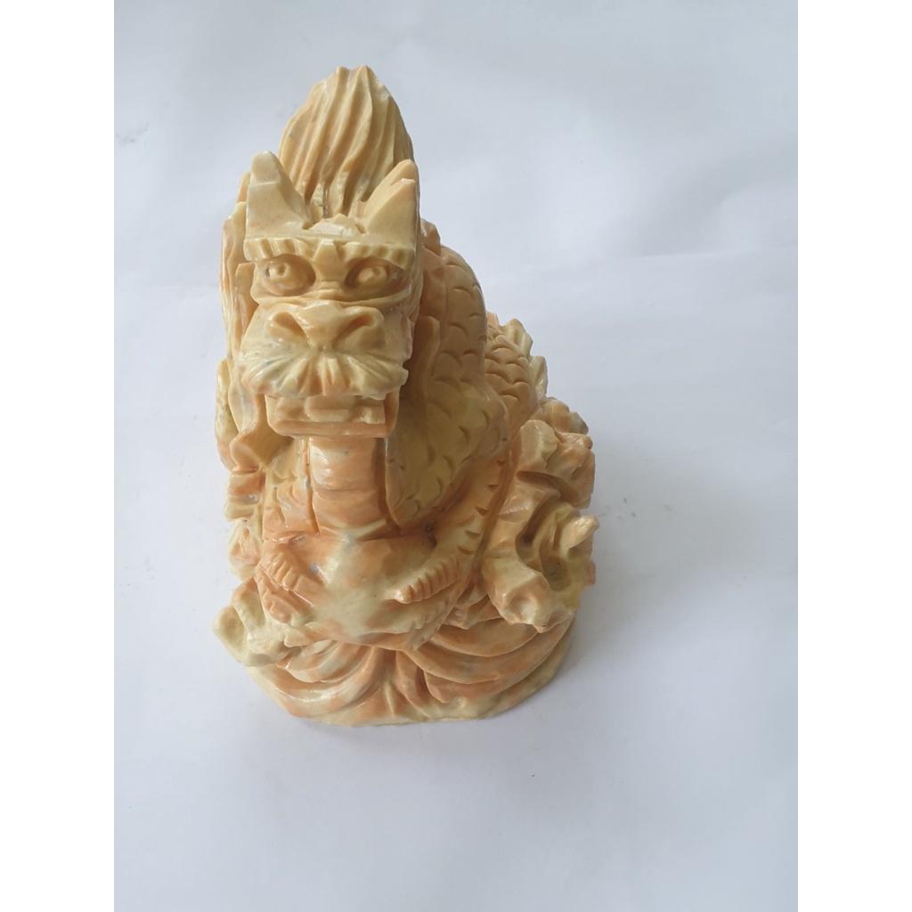 Tượng rồng đá cà rốt trong bộ 12 con giáp