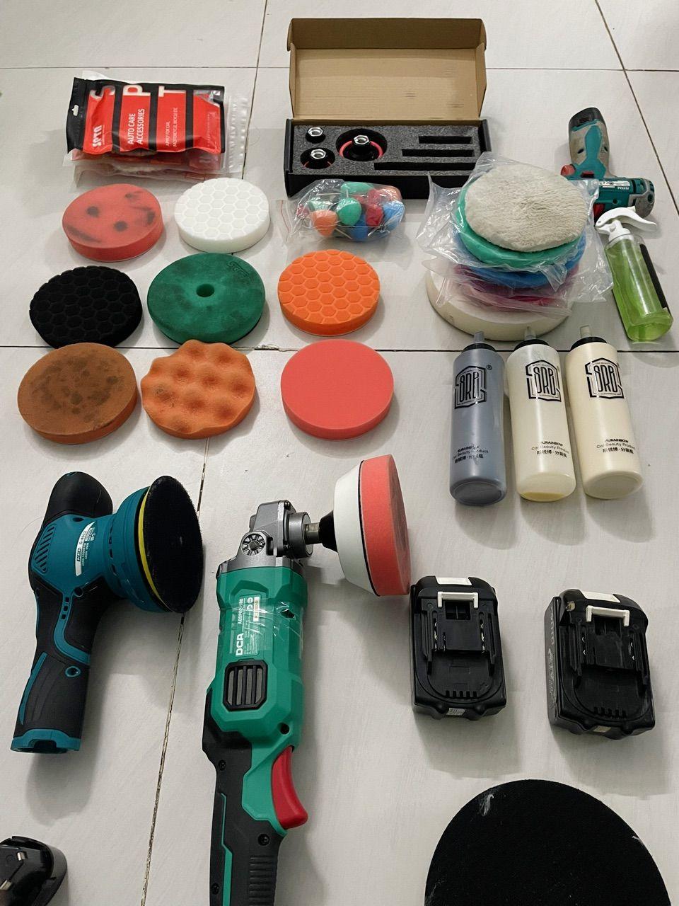 MÁY ĐÁNH BÓNG KHÔNG CHỔI THAN DÙNG PIN DCA ADSP02-180Z - HÀNG CHÍNH HÃNG