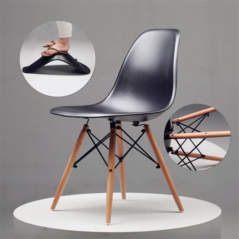 Bộ Bàn Oak-Z Vân Sồi Chân Đen Và Ghế Eames Chân Gỗ Đen IBIE TOOAZO12B-EAMSB