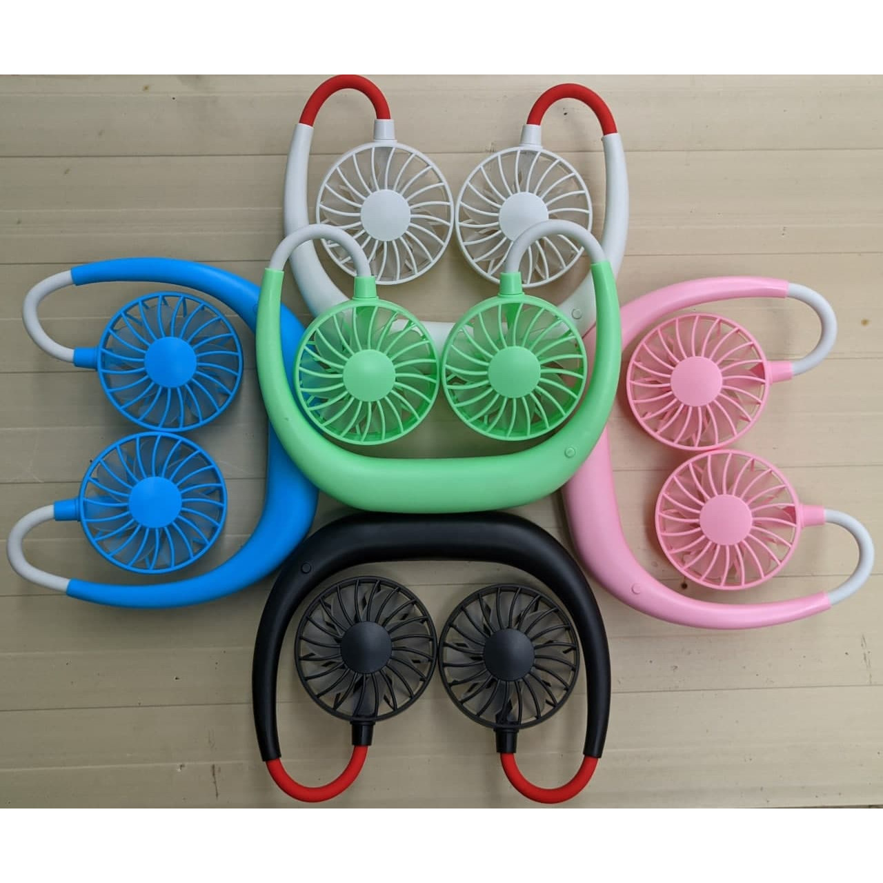 Quạt mini đeo cổ