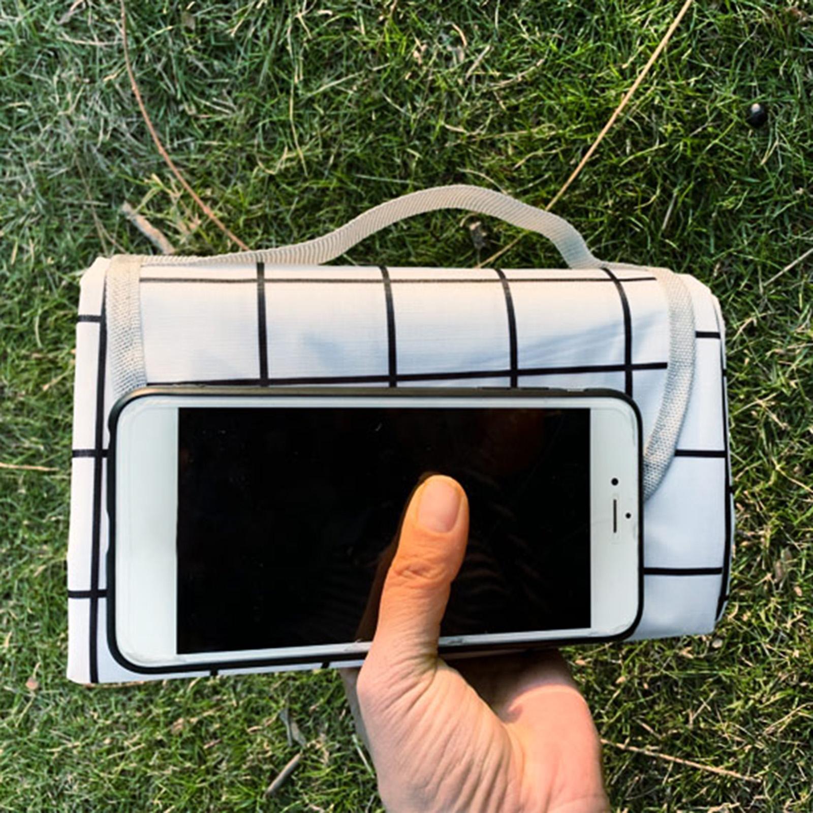 Outdoor & Picnic Blanket Extra Large Sand Proof and Waterproof Portable Beach Mat for Camping Hiking Festivals