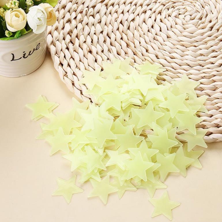 Set 100 hình dán dạ quang hình ngôi sao phát sáng vào ban đêm trang trí phòng cho trẻ