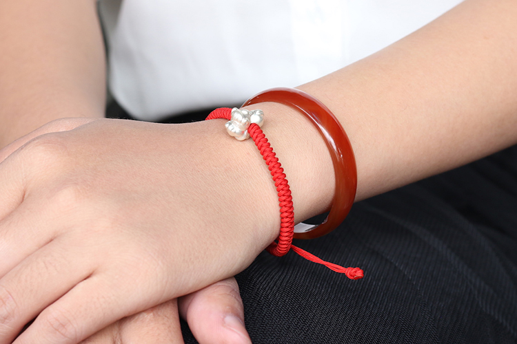 Vòng Tay Kết Dây Tuổi Ngọ Ngọc Quý Gemstones