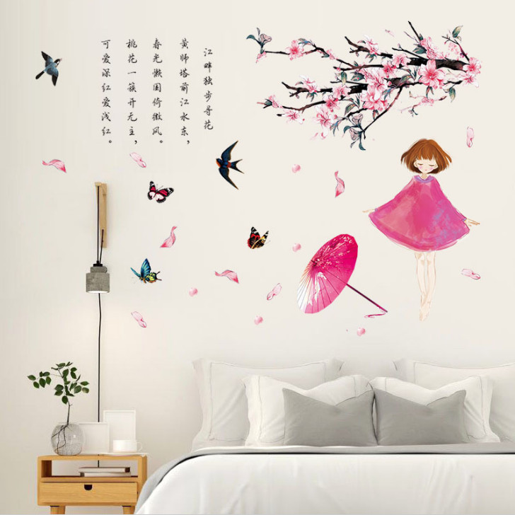 Decal dán tường cô gái hồng cành hoa đào thơ mộng