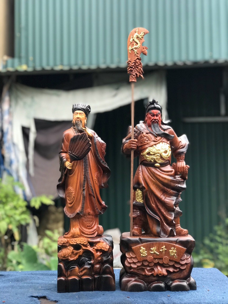 Cặp tượng quan văn quan võ không minh gia cát lượng và quan công bằng gỗ hương đá tô làm mầu giả cổ kt cao 60cm