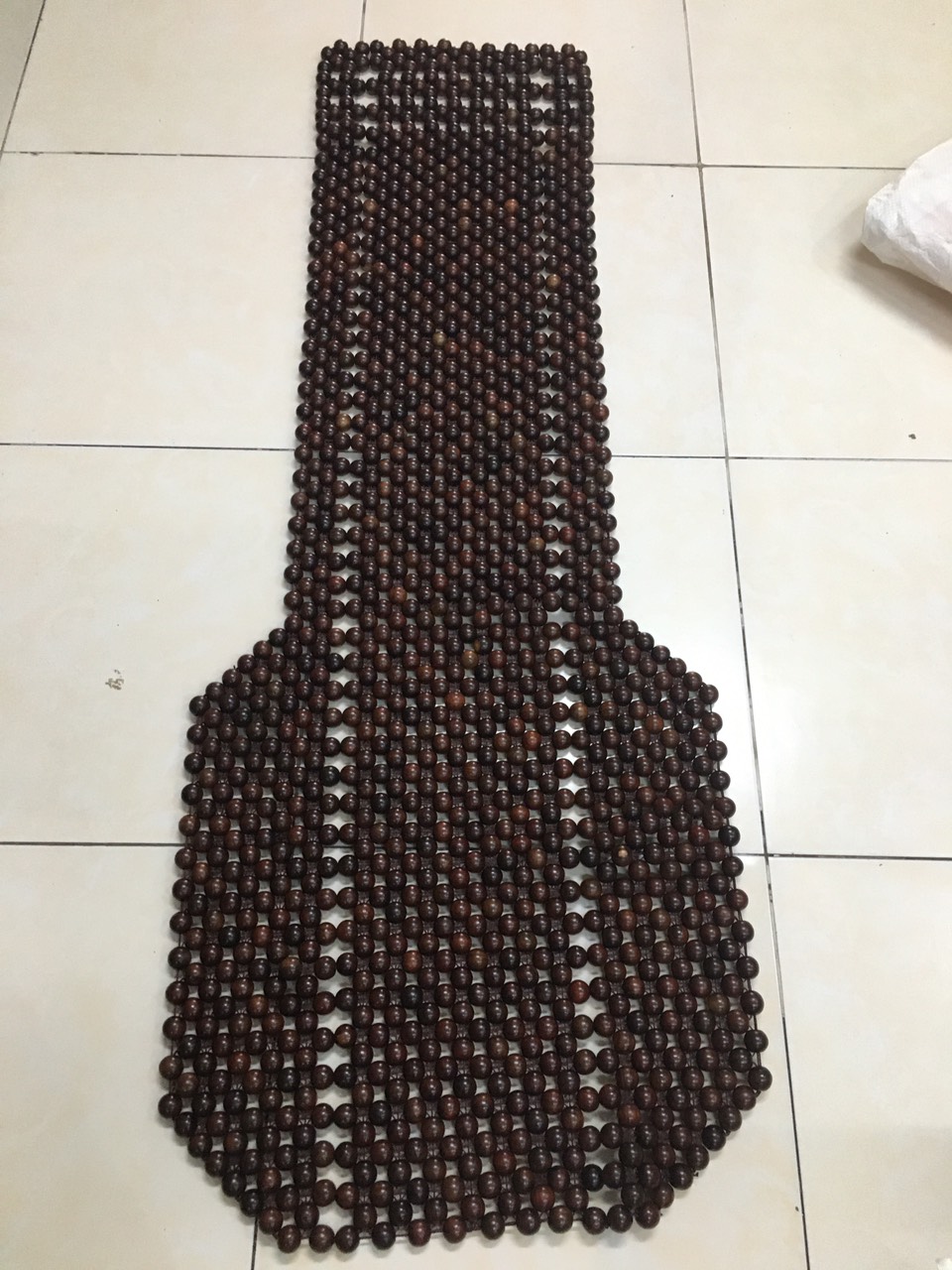 Đệm Lót Ghế Xe Ô Tô Hạt Gỗ Mun Cao Cấp Hạt 18ly ( Mian.vn )