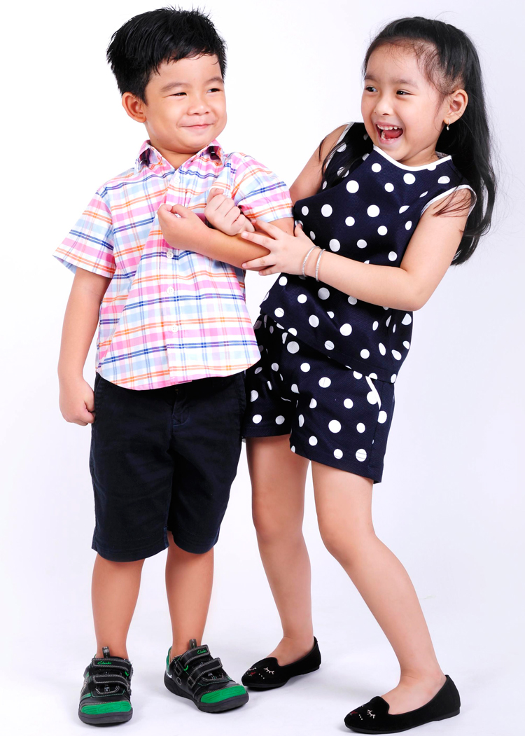 Set Bộ Đồ Vải Bé Gái Ugether UKID5 -Chấm Bi