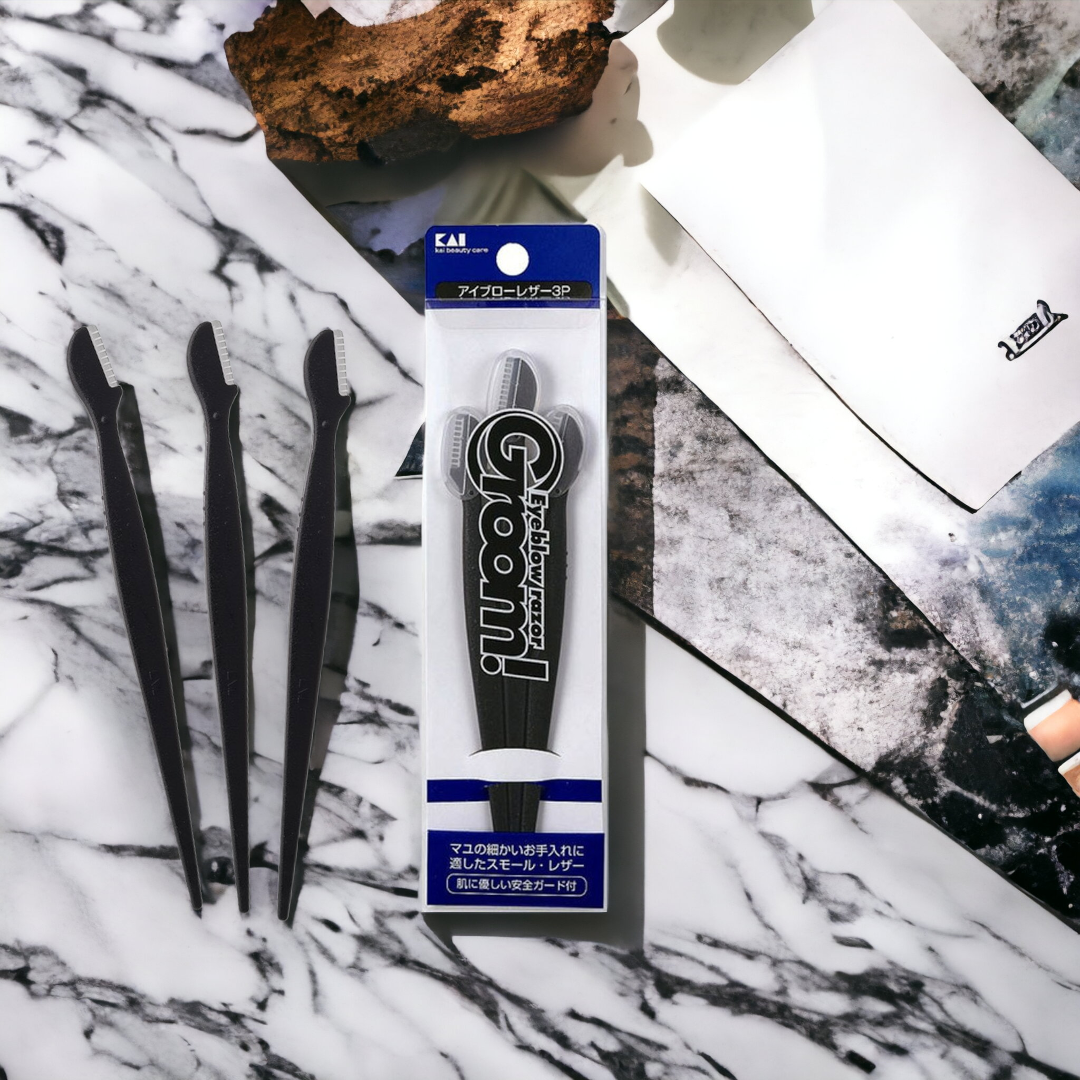 Dao Cạo Lông Mày Kai Groom 38531 - HC1161 Màu Đen (Set 3 Cây)