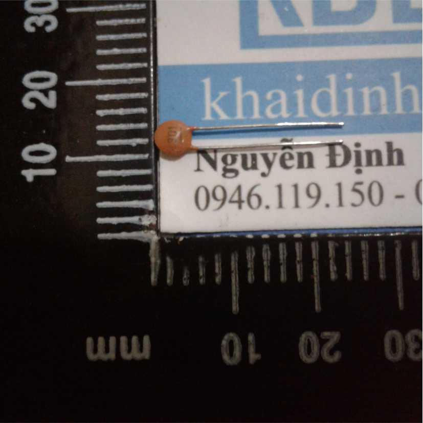 Tụ gốm, tụ không phân cực 50v 300pF/301 KDE0155