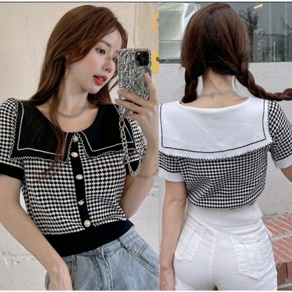 Áo len nữ Montoghi dệt kim CỔ LÁ SEN VUÔNG phối nút thanh lịch và nữ tính