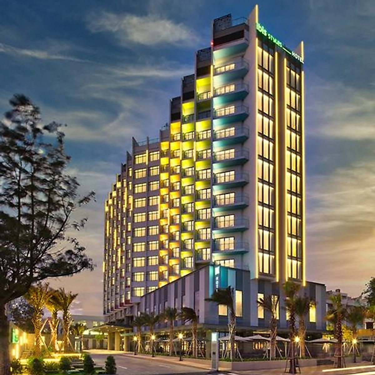 Ibis Styles Hotel 4* Vũng Tàu - Buffet Sáng, Hồ Bơi Vô Cực, Đối Diện Biển Bãi Sau Và nhiều ưu đãi hấp dẫn
