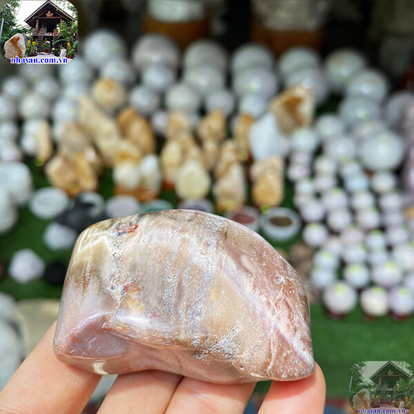 Cục chặn giấy đá canxedon mang lại niềm vui và may mắn CG03