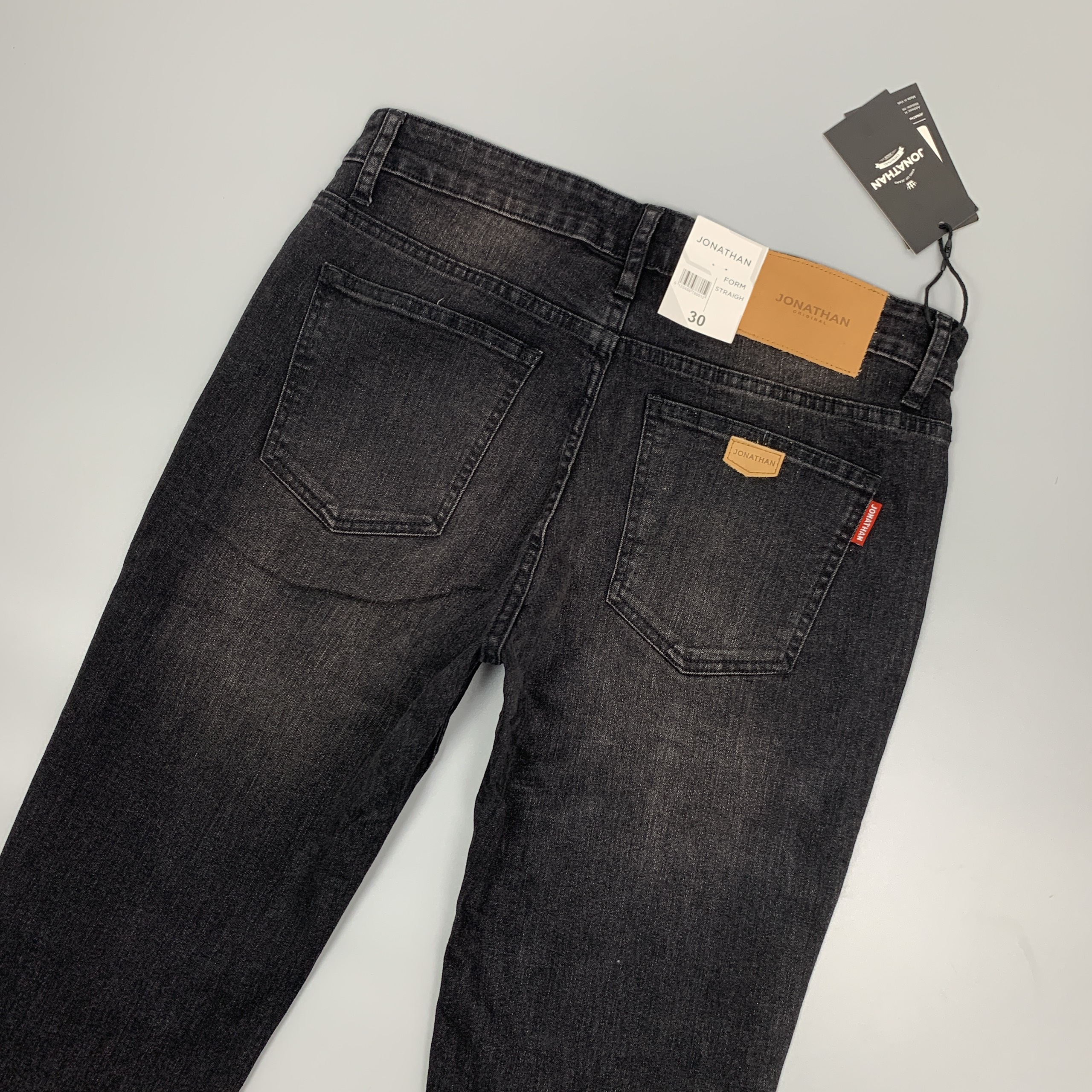 Quần jean nam đen ống suông JONATHAN QJ056 vải denim cao cấp co giãn nhẹ,  form dáng chuẩn đẹp, trẻ trung, hottrend