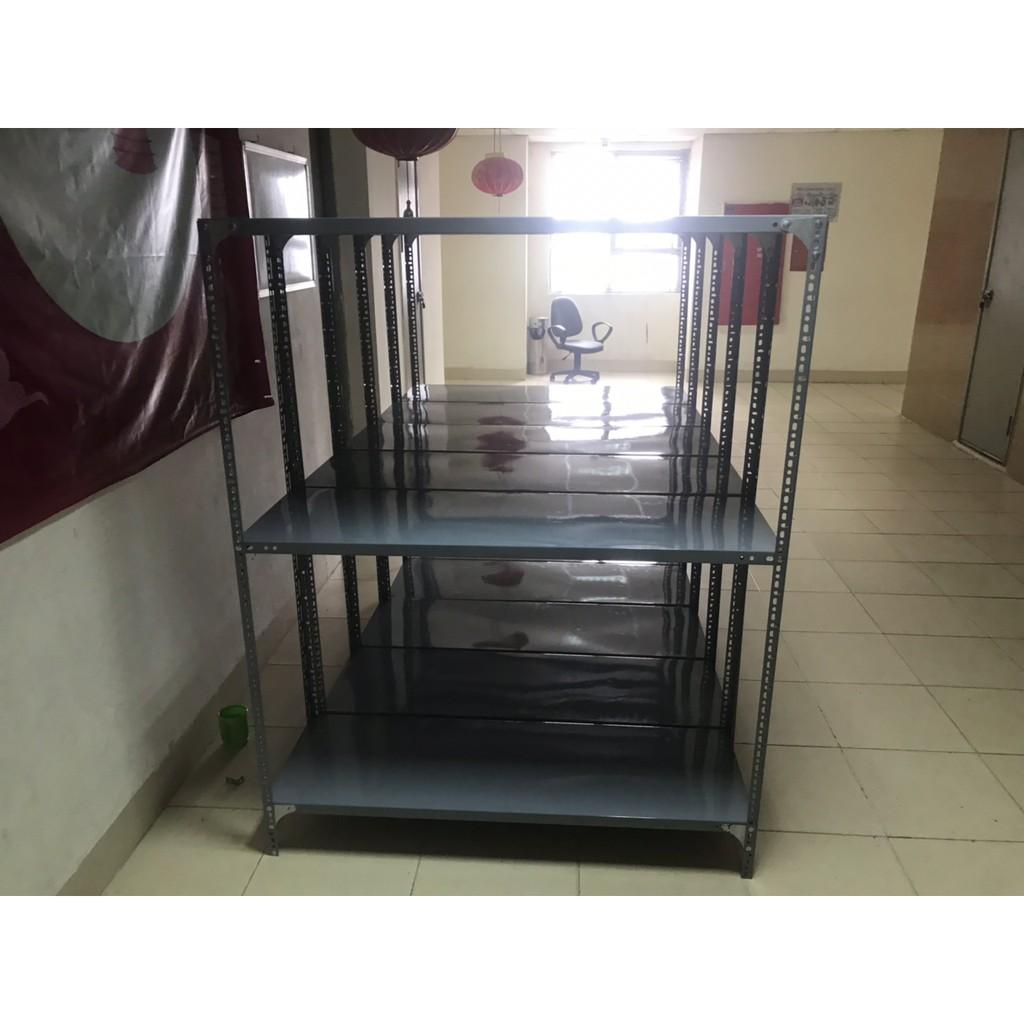 Kệ sắt V lỗ đa năng 3 tầng KT : dài 1m, rộng 0,4m, cao 1m