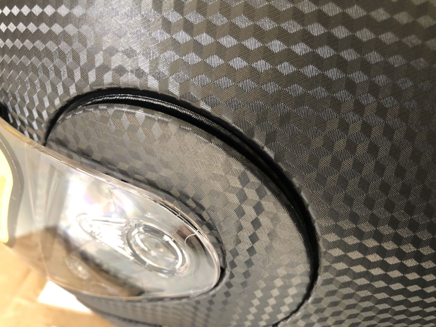 Ship bao nhanh, bất ngờ khi nhận tin nhắn của Ninja. (2 đây). Đóng gói ổn, hàng chất lượng. Kính ngoài nhìn xuyên như không có. Tuy nhiên nhìn 2 kiếng thấy loạn cảm giác tí
Đặt size XL. Nhận đúng hàng. Tuy nhiên ước chừng là hơi rộng, dè đâu ép chặt đôi má, cứng khừ luôn. Hơi nặng tí. Hii
Đánh giá: ổn nhưng mập tí chắc bỏ kệ tiếp!