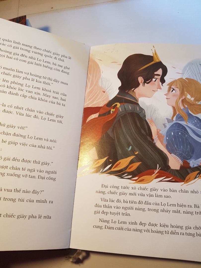 xuất sắc về cả hình ảnh và nội dung. nên mua để khuyến khích trẻ đọc sách.