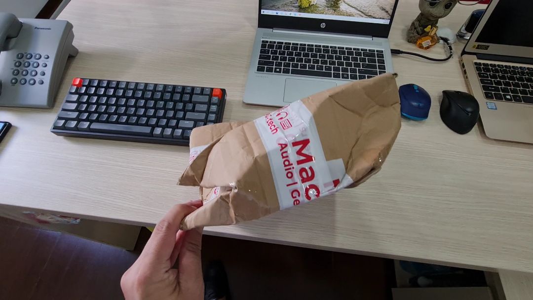 5 Sao cho Shop. Sản phẩm gói kỹ, không chắc đã hư hỏng. Phản hồi nhiệt tình
0 Sao cho tiki. Chăm sóc KH tệ hại. Đơn giao đúng 1 tháng mới nhận. Đổ lỗi các nơi, trong khi tôi mua hàng nơi khác nhận đều. 
0 Sao cho giao hàng, tệ hại, hư hại hàng hóa nghiêm trọng