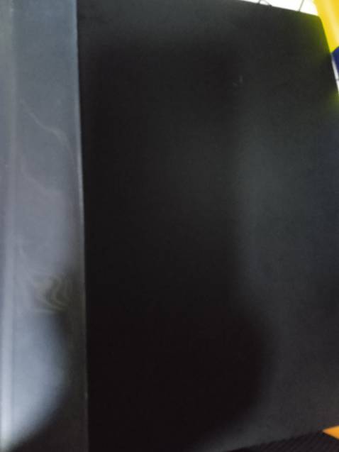 Thiết đẹp mắt đựng đc nhiều khuyên mn nên mua.