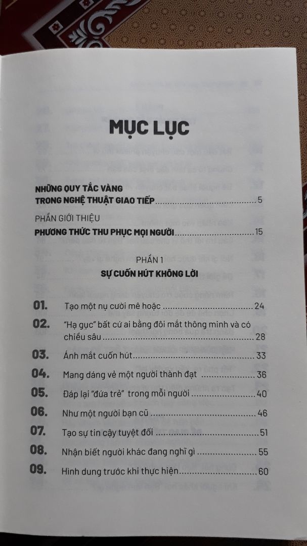 Nếu như Đắc Nhân Tâm khuyên bạn phải cần có những gì thì quyển sách này sẽ chỉ cho bạn một cách tường tận và rất chi tiết về những gì cần phải có và làm thế nào để có đc khả năng giao tiếp tốt. Khuyến khích các bạn nên mua để đọc. ?
