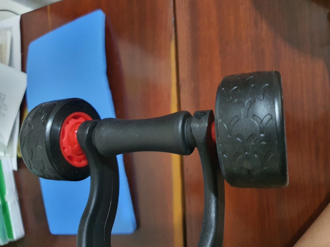 sản phẩm đẹp, sử dụng chắc chắn, có kèm tấm đệm mút