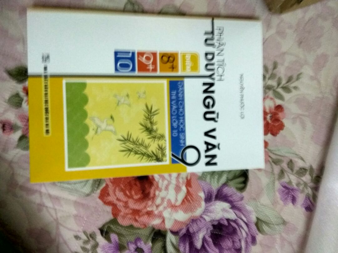 mình mua của tiki sao fahasa lại giao?sản phẩm gia rất chậm,đóng gói ổn.mong tiki giải đáp thắc mắc này để mình còn hiểu??