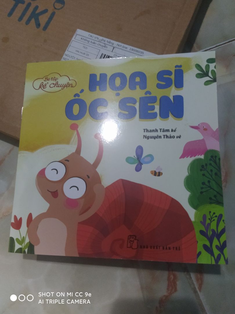 giao nhanh sách đẹp mà đáng yêu nha. nội dung khá hay bìa sách cũng đẹp nha mọi người