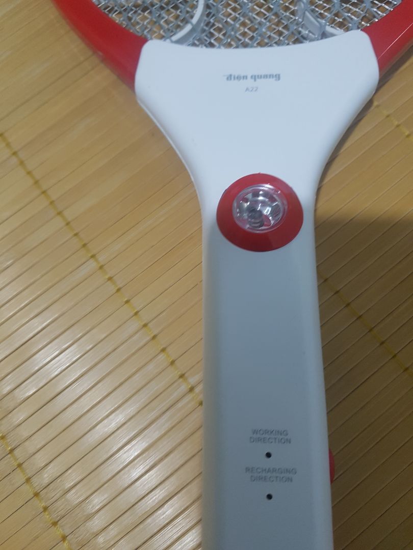 vượt đúng nhãn Điện Quang,

cứng cáp,

đã dùng được hơn 3 tháng, sạc tốt, nhạy với muỗi,

giá cạnh tranh, được freeship