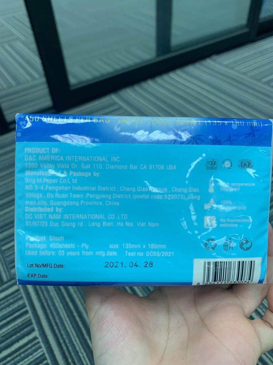 Khăn giấy siêu dai, dính nước cũng không bị bột mủn như các loại giấy khác. Giá thành rẻ, mua combo 5 tính ra có hơn chục nghìn 1 gói, hàng chất lượng chính hãng của doctor care. Sẽ ủng hộ shop dài dài