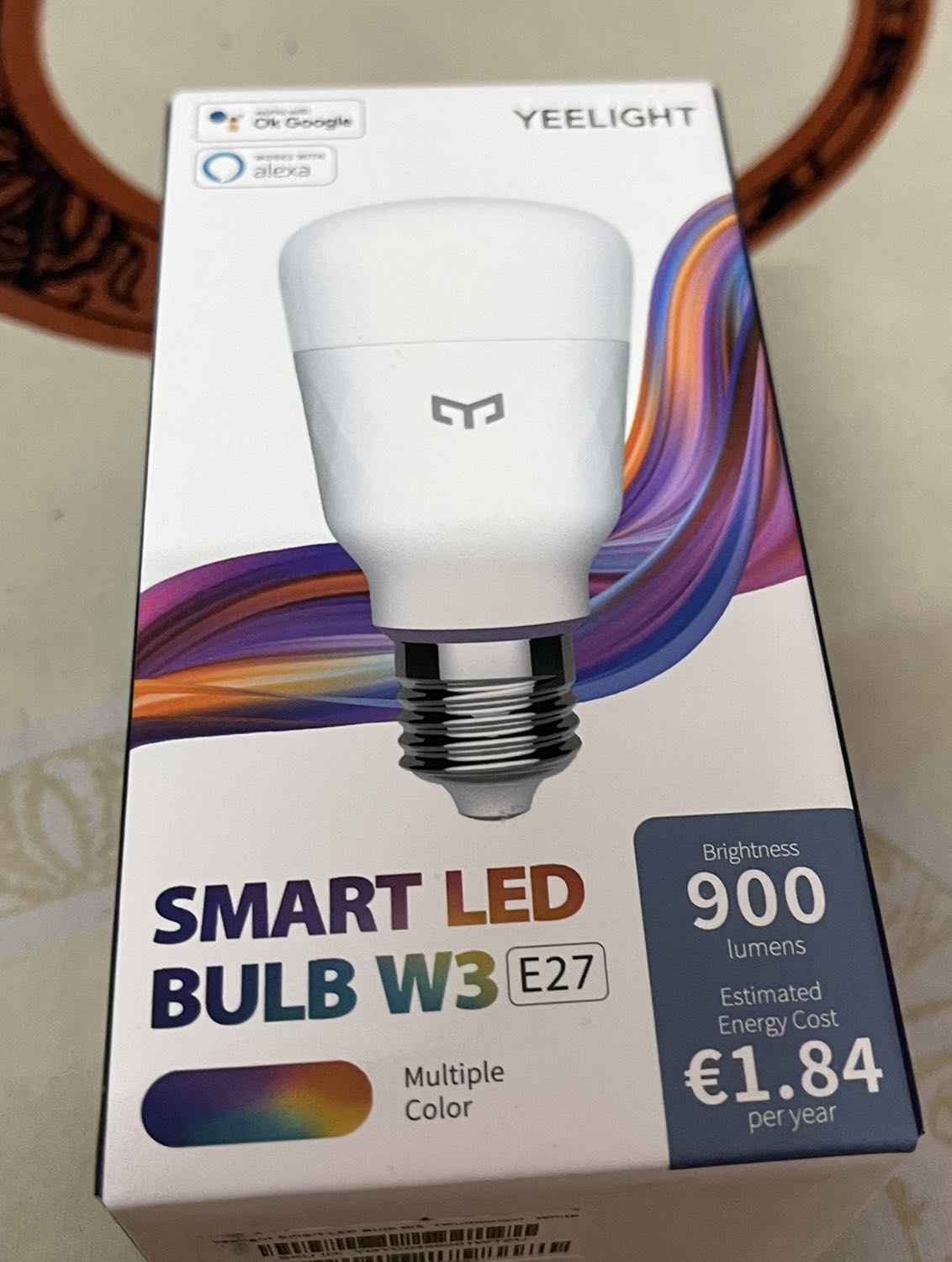 Giao hàng nhanh, đóng gói kỷ. Kết nối với app điều khiển dễ dàng, hàng đúng như mô tả trên gian hàng.