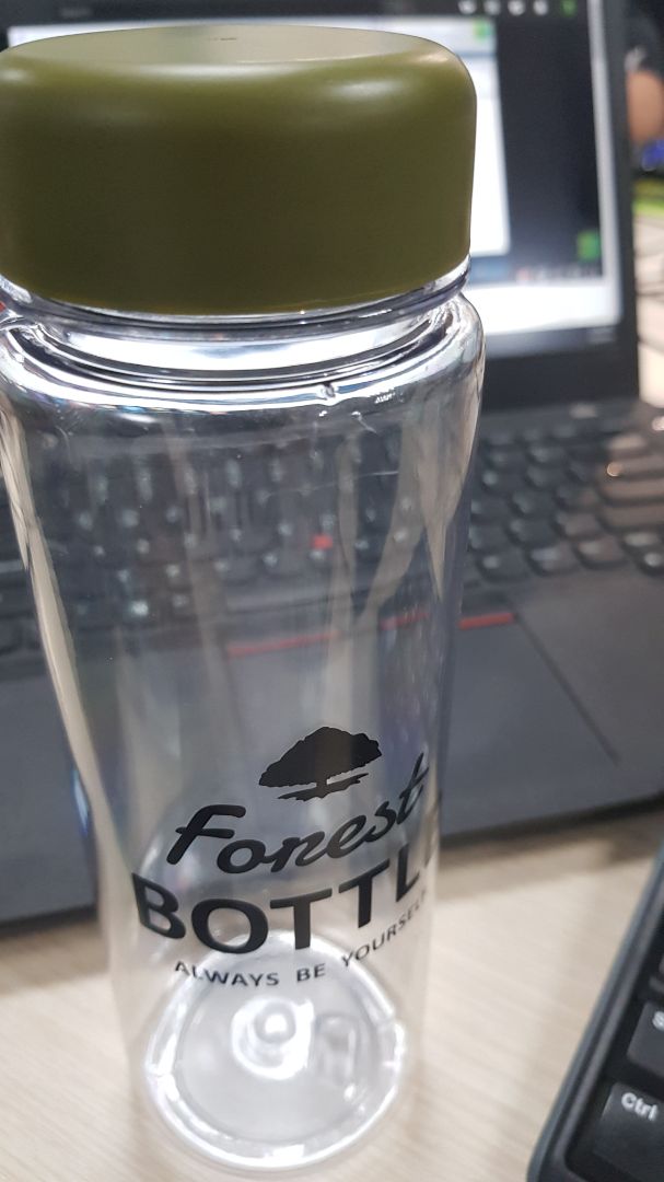 bình bị trầy nhiều chỗ. nhìn như bình cũ.không hài lòng