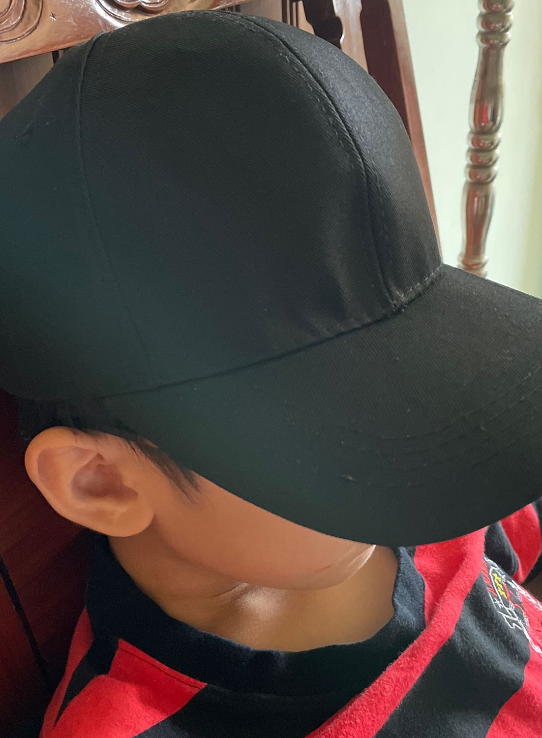 Nón đẹp lắm. Form nón cứng cáp. Giá cũng ok. Shop giao hàng cũng nhanh. Nói chung là mình hài lòng lắm nha. Thanks shop.