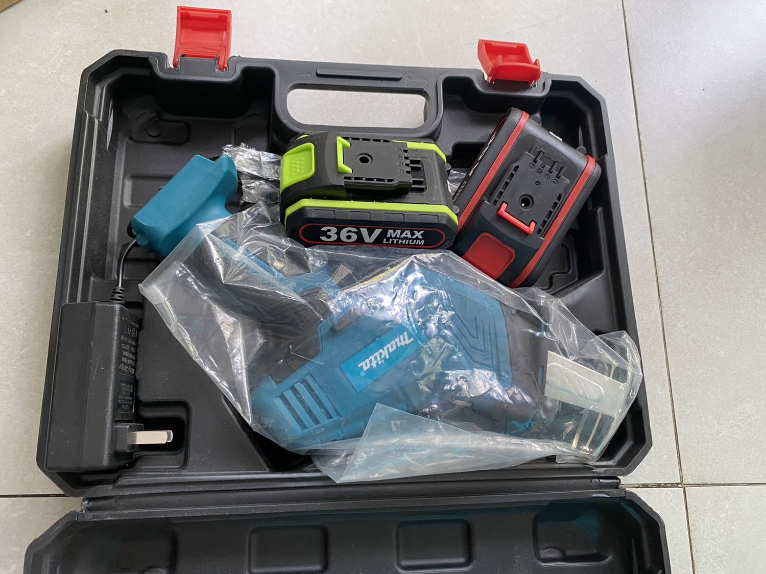 Tiki giao hàng nhanh, đóng gói cẩn thận. Thiết kế sử dụng tiện lợi, thích hợp cắt cành nhỏ. Nhà bán hỗ trợ nhiệt tình trước & sau khi mua.