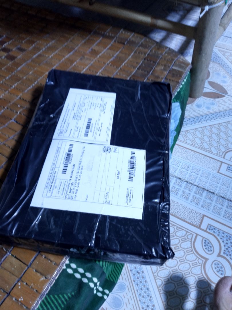 hàng giao đúng hẹn, giấy tốt, bao bì tốt,nvgh lịch sự, tất cả 5 sao hàng giao đúng hẹn, giấy tốt, bao bì tốt,nvgh lịch sự, tất cả 5 sao