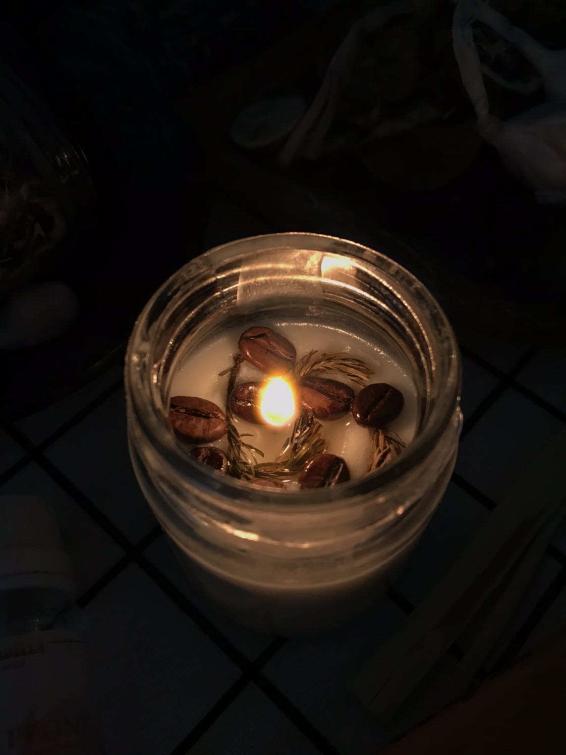 Hihi, sp quay về tuổi thơ. Mình mua để trộn vào nến cho có màu á 😝