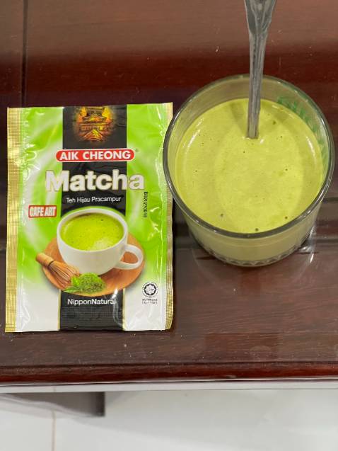 Bao bì đẹp. Giá cả hợp lý. Vị béo của sữa kết hợp với vị trà xanh tạo cảm giác ngon miệng.