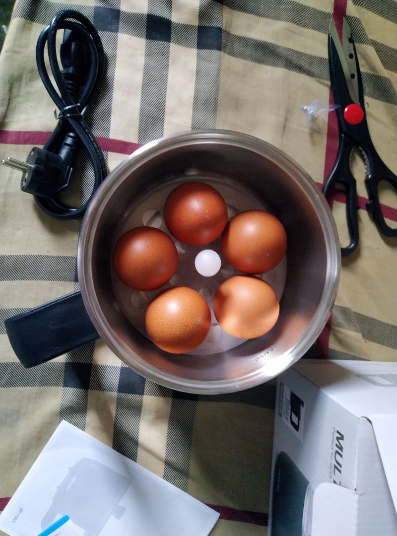 Sản phẩm như giới thiệu, hình dáng nhỏ gọn, đẹp, chất lượng để dùng qua thời gian mới biết (Tiki trading thì yên tâm hơn) gói hàng kỹ, đặt biệt giao hàng như điện xẹt (đặt hôm trước hôm sau nhận được). Tạm kết là OK! 👍